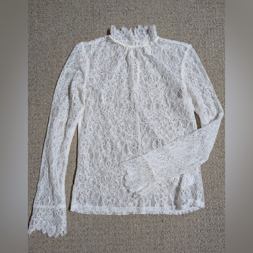 H&M white lace blouse